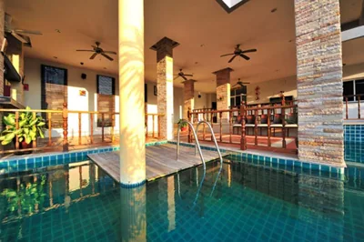 APK Resort Patong – Foto 3